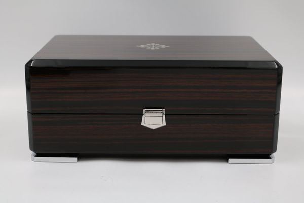 PATEK PHILIPPE Uhrenbox Mahagoni Edelholz (18847)