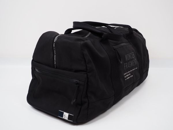 MONCLER Genius X Hiroshi Fujiwara Wendetasche (100332)