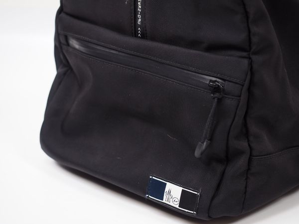 MONCLER Genius X Hiroshi Fujiwara Wendetasche (100332)