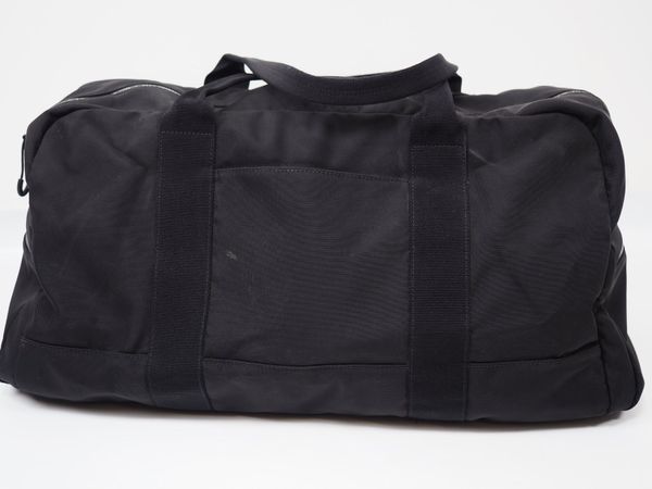 MONCLER Genius X Hiroshi Fujiwara Wendetasche (100332)