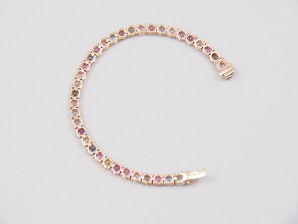 Armkette 750/1000 Rosegold – 36 Korunde 10ct (100365p150)