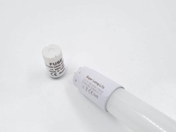 SUPER LONG LIFE LED T8 Röhre – Leuchtmittel (TEC-506-12)