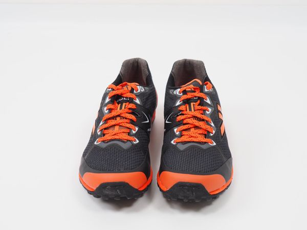 BOLD X Orientierungslaufschuhe mit Spikes Gr. 46 (17518)