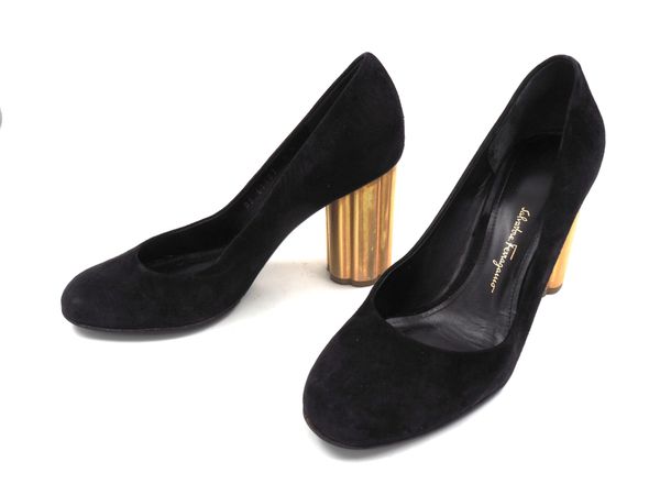 SALVATORE FERRAGAMO Pumps Gr. 37 (100184)