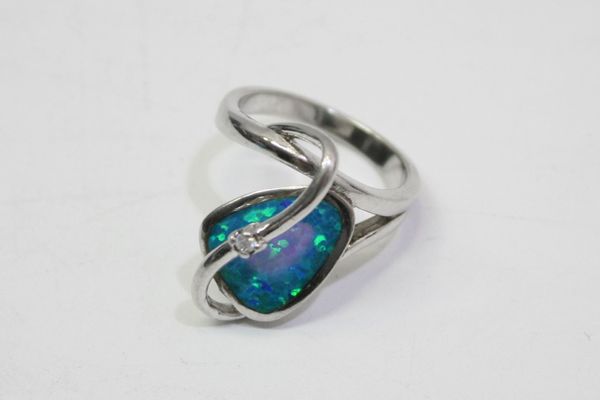 925er Silber Fingerring mit synth. Opal (2666)