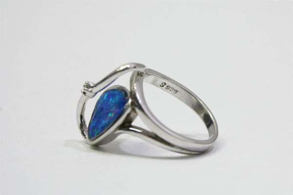 925er Silber Fingerring mit synth. Opal (2666)