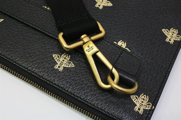 GUCCI Messenger Shoulder Bag (2622)