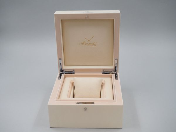 BREGUET Uhrenbox aus Holz (19245)