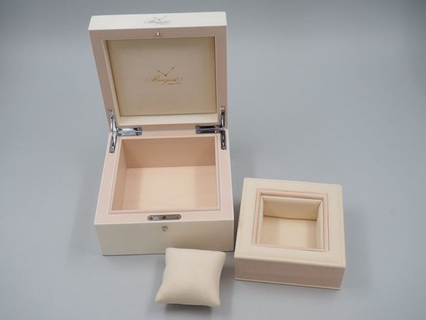 BREGUET Uhrenbox aus Holz (19245)