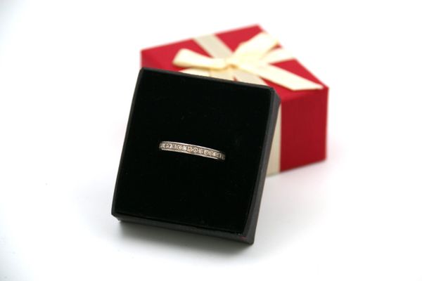 Ring 750/1000 Weissgold mit 48 Brillanten 0,76ct (100361p80)