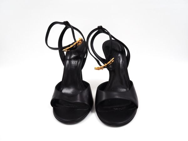 VERSACE Riemchen-Pumps Gr. 38 (5076)