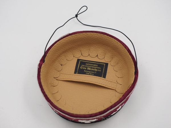 Cerevis, handbestick mit Weinlaub (18107)