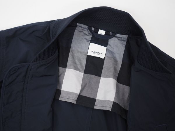 BURBERRY Bomberjacke Gr. M (100402)