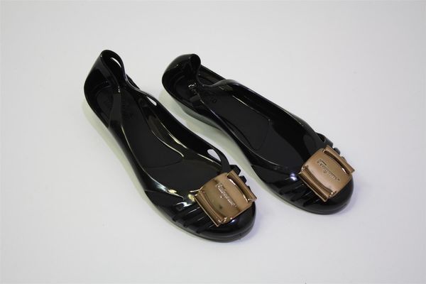 SALVATORE FERRAGAMO Ballerinas Gr. 37 (14509)