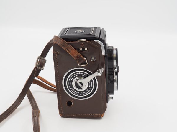YASHICA-MAT Copal-MXV (100118)