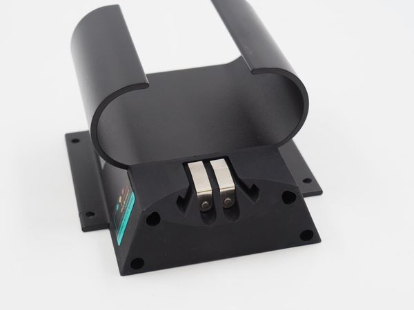 MICA ILC4-LOC Charger (17956)