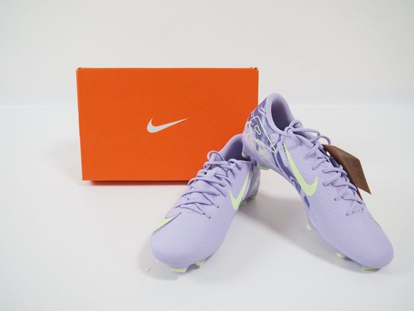 NIKE Vapor 16 Academy Fussballschuh Gr. 42 (19693)
