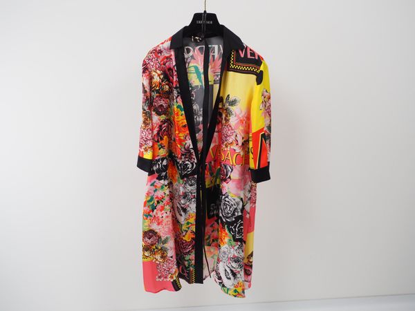 VERSACE Seidenkleid im Kimono Stil Gr. L (17992)