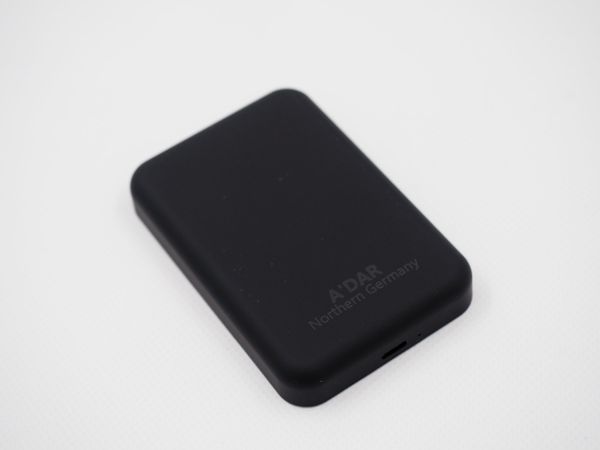 A’DAR SlimCharge Pro – Magnetische Powerbank (19783)
