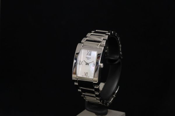 Tissot Armbanduhr (ACC-177-1)