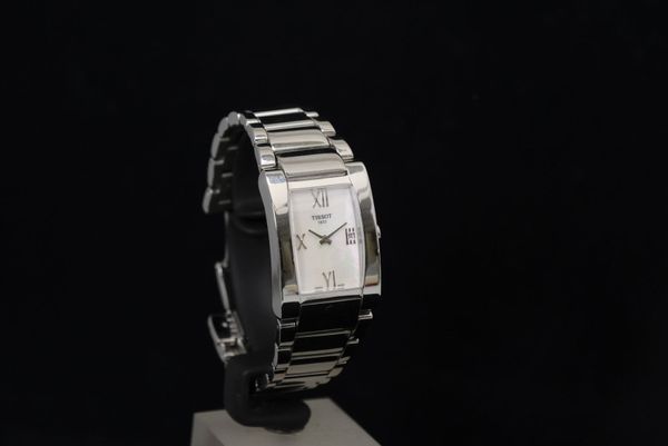 Tissot Armbanduhr (ACC-177-1)
