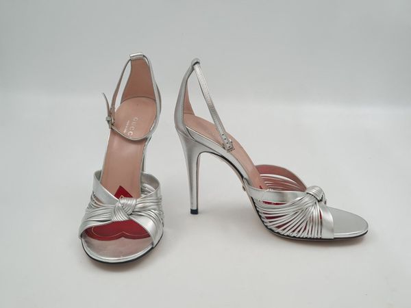 GUCCI Pumps Gr. 37.5 (BEK-101-6)