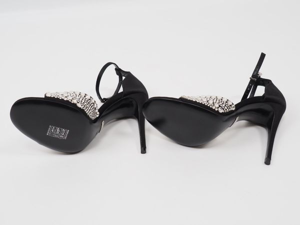 GUCCI Festliche Satin Pumps Gr. 36 (9172)