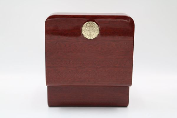 OMEGA Uhrenbox aus Holz (7881IW)