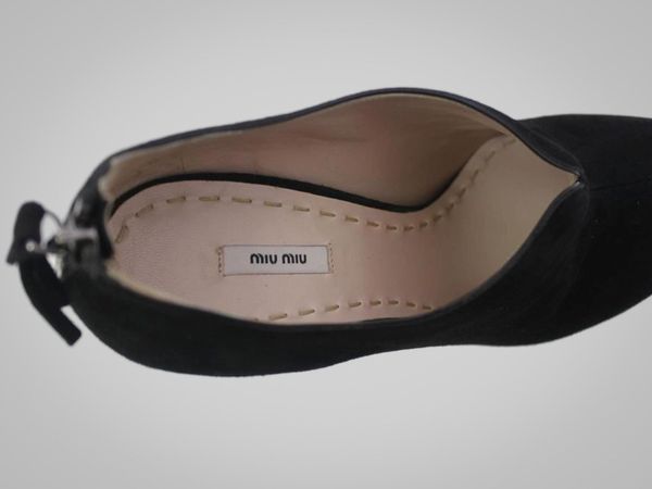 MIU MIU High Heels Gr. 37,5 (BEK-103-12)