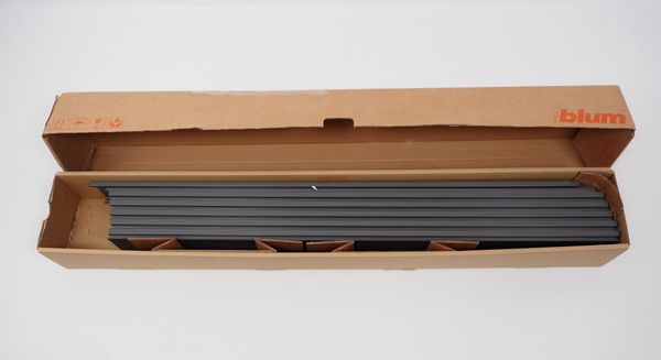 12x BLUM Alu-Vorderstück Legrabox (19745)